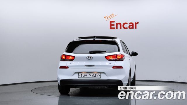 Hyundai i30 PD 1.4 Turbo Style - фото 3