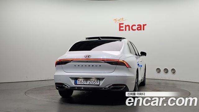 Hyundai Grandeur Новый IG, гибрид Premium Choice - фото 3