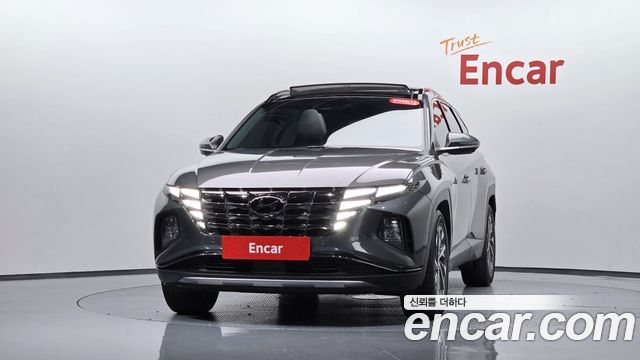 Hyundai Tucson NX4, гибрид Inspiration 2WD - фото 1