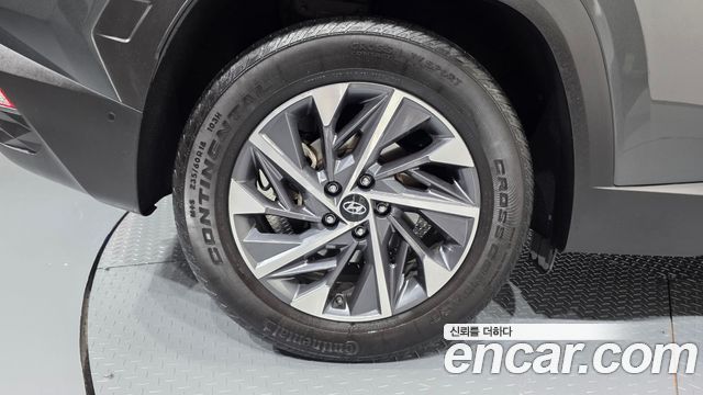 Hyundai Tucson NX4, гибрид Inspiration 2WD - фото 3