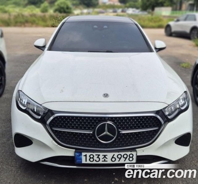 Mercedes-Benz E-Class W214 E200 Avantgarde - фото 0