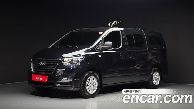 Hyundai Starex Новый Van 5-Seater Modern - фото 0