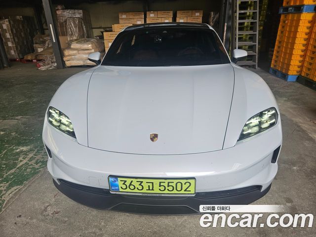 Porsche Taycan 4S - фото 0