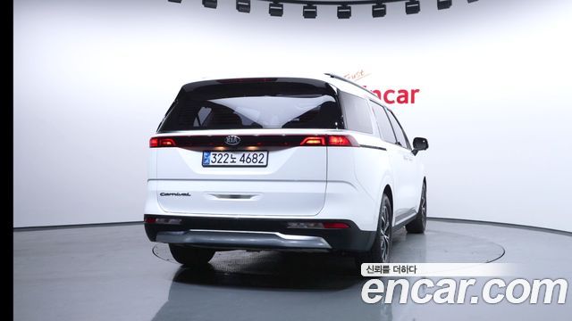 Kia Carnival 4-го поколения 9-Seater Noblesse - фото 3