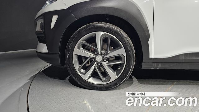 Hyundai Kona 1.6 Turbo 2WD Modern pop - фото 4