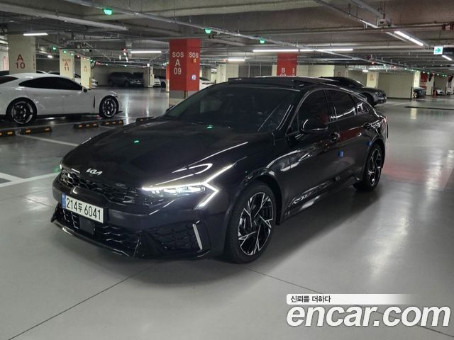 Kia K5 Новый 3-го поколения 2.0 Signature - фото 0