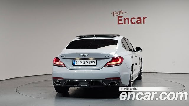 Genesis G70 2.0T Sport Package - фото 3