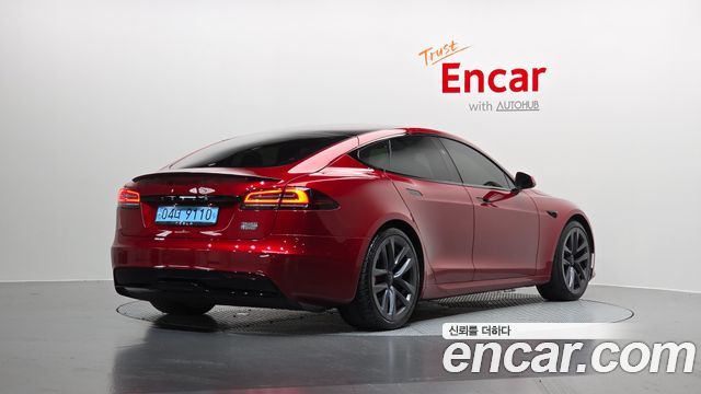 Tesla Model S Plaid - фото 1