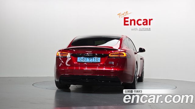 Tesla Model S Plaid - фото 3