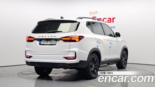 SsangYong Rexton Совершенно новый Diesel 2.2 4WD The Black - фото 1