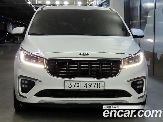 Kia Carnival Новый 9-Seater Prstige - фото 1