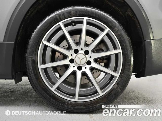 Mercedes-Benz GLB-Class X247 AMG GLB35 4MATIC - фото 4