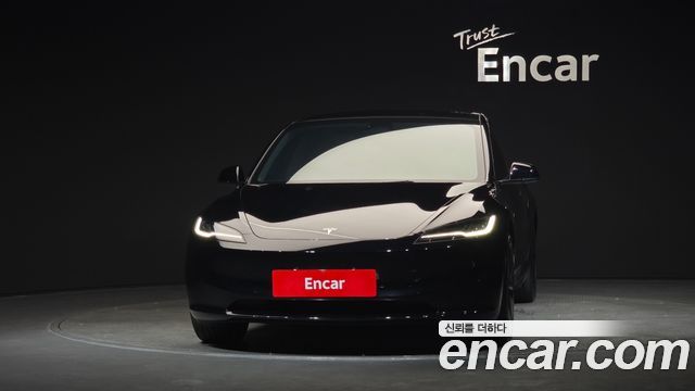 Tesla Model 3 RWD - фото 2