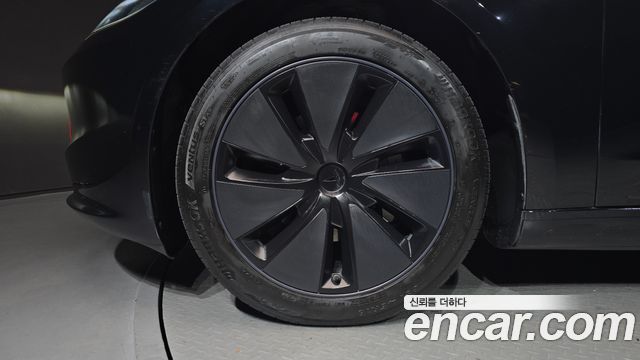 Tesla Model 3 RWD - фото 4