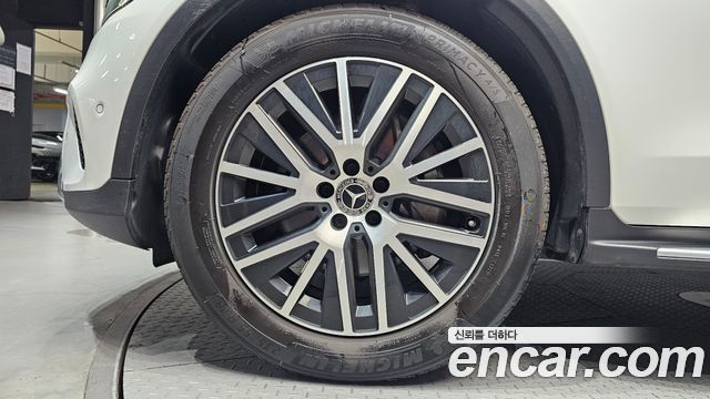 Mercedes-Benz GLC-Class X253 GLC220 d 4MATIC - фото 4