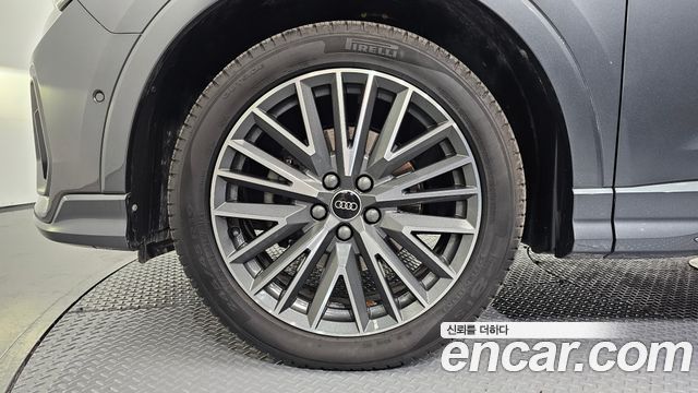 Audi Q3 F3 35 TDI Quattro Premium - фото 4