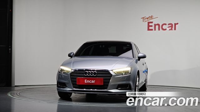 Audi A3 40 TFSI 8V - фото 2