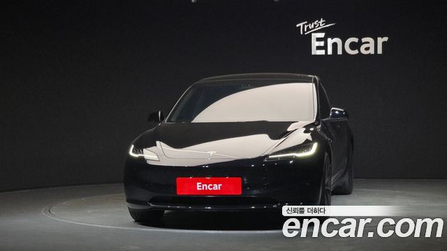 Tesla Model 3 Long Range AWD - фото 2