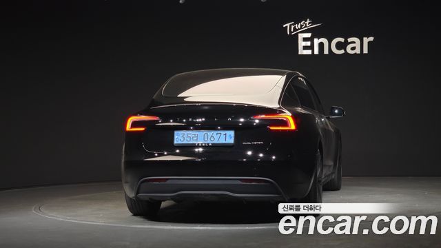Tesla Model 3 Long Range AWD - фото 3