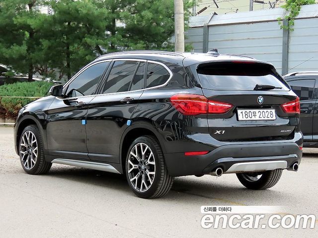 BMW X1 F48 xDrive 20i xLine - фото 2