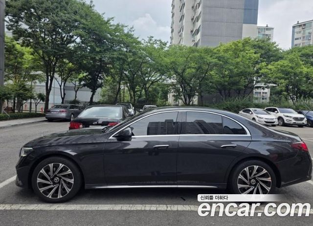 Mercedes-Benz E-Class W214 E300 4MATIC Exclusive - фото 2