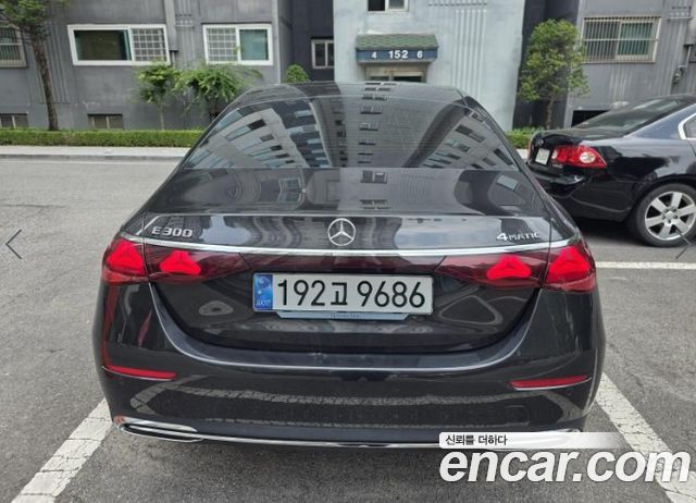 Mercedes-Benz E-Class W214 E300 4MATIC Exclusive - фото 4
