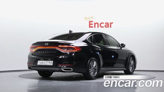 Hyundai Grandeur IG 2.4 Premium - фото 1