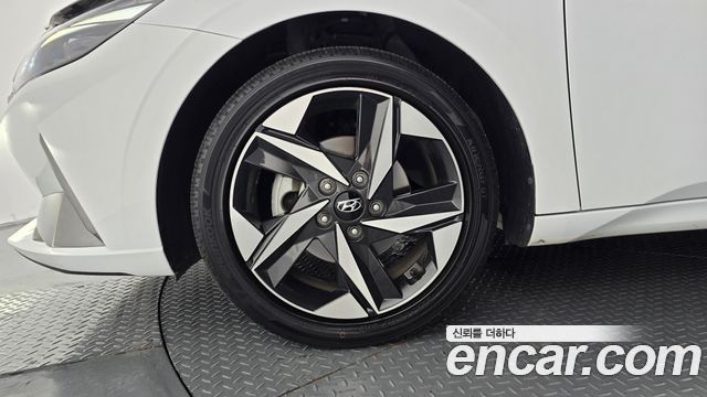 Hyundai Avante CN7 1.6 Inspiration - фото 4
