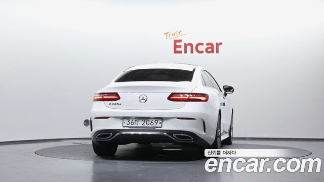 Mercedes-Benz E-Class W213 E220d Coupe - фото 3