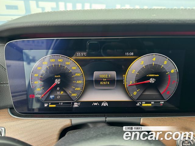 Mercedes-Benz E-Class W213 E300 4MATIC Exclusive - фото 2