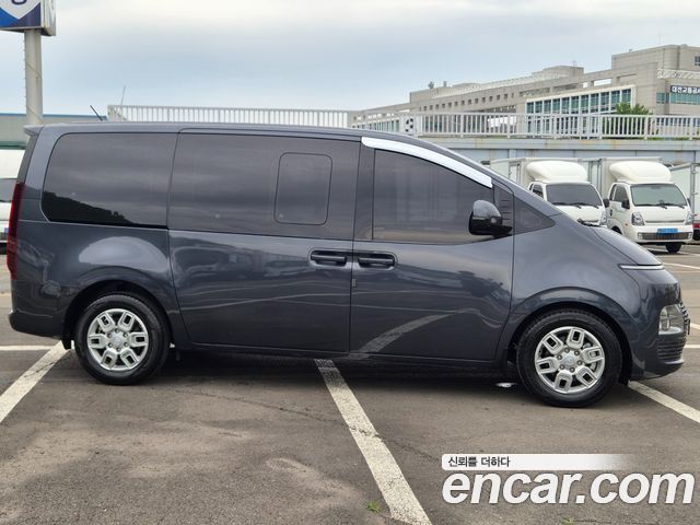 Hyundai Staria Cargo 5-Seater Modern - фото 2