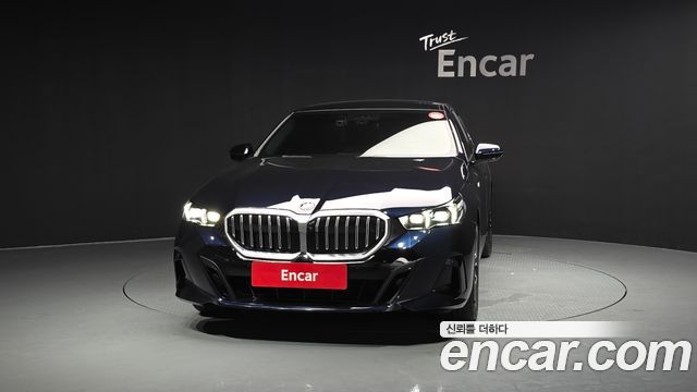BMW 5-Series G60 520i M Sport - фото 2