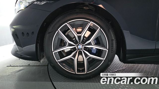 BMW 5-Series G60 520i M Sport - фото 4