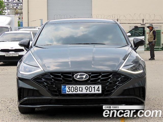 Hyundai Sonata DN8 2.0 Premium Plus - фото 1