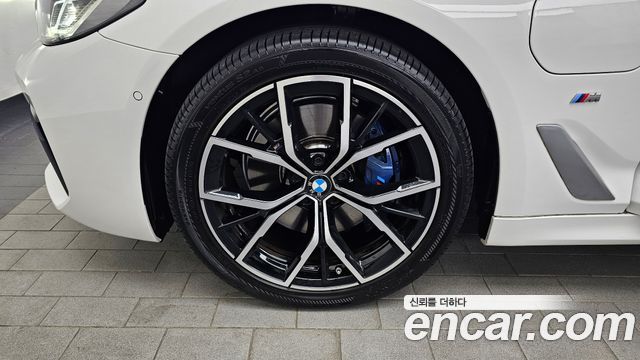 BMW 5-Series G30 530e M Sport - фото 4