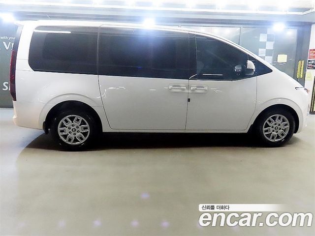 Hyundai Staria Cargo 5-Seater Modern - фото 4