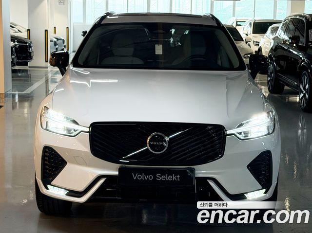 Volvo XC60 2-го поколения B5 Ultra Dark Air Sus - фото 2