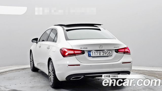 Mercedes-Benz A-Class W177 A250 4MATIC Sedan - фото 1