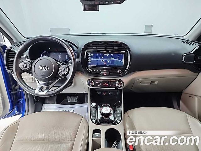 Kia Soul EV Noblesse - фото 0