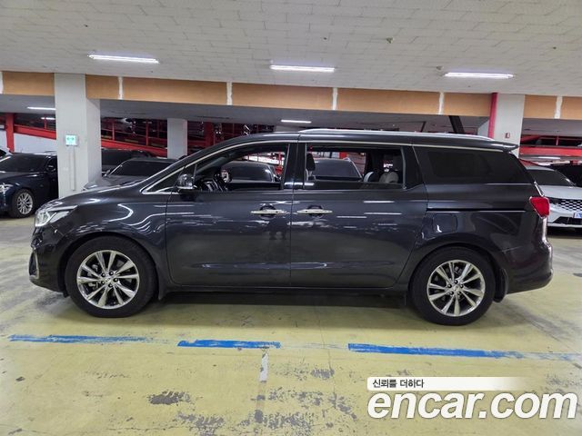 Kia Carnival Новый 9-Seater Prstige - фото 2