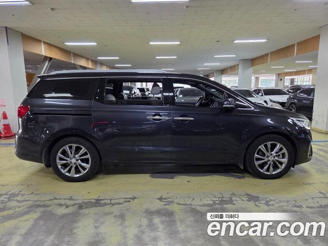 Kia Carnival Новый 9-Seater Prstige - фото 4