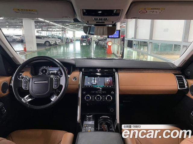 Land Rover Discovery 3.0 TD6 HSE Luxury - фото 4