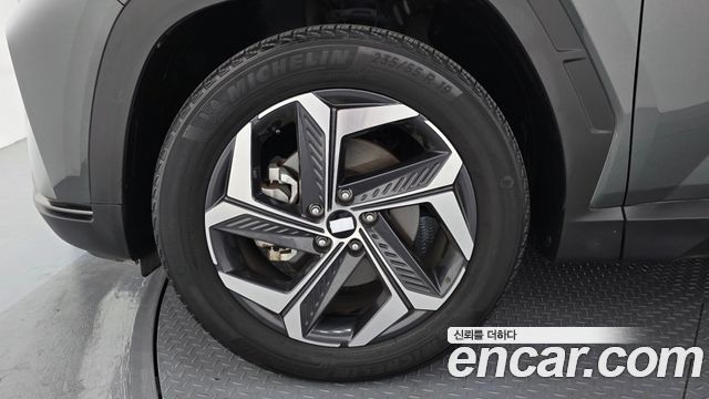 Hyundai Tucson NX4 Gasoline 1.6 Turbo 2WD Inspiration - фото 4