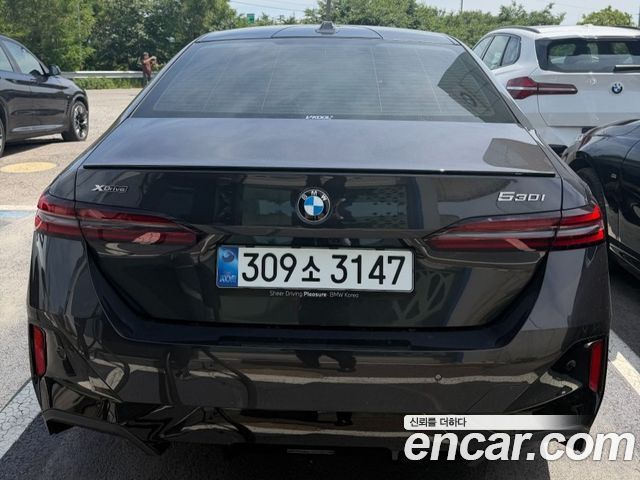 BMW 5-Series G60 530i xDrive M Sport Pro Special Edition - фото 3