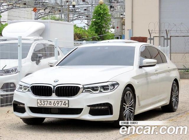 BMW 5-Series G30 530i xDrive M Sport Package Plus - фото 0
