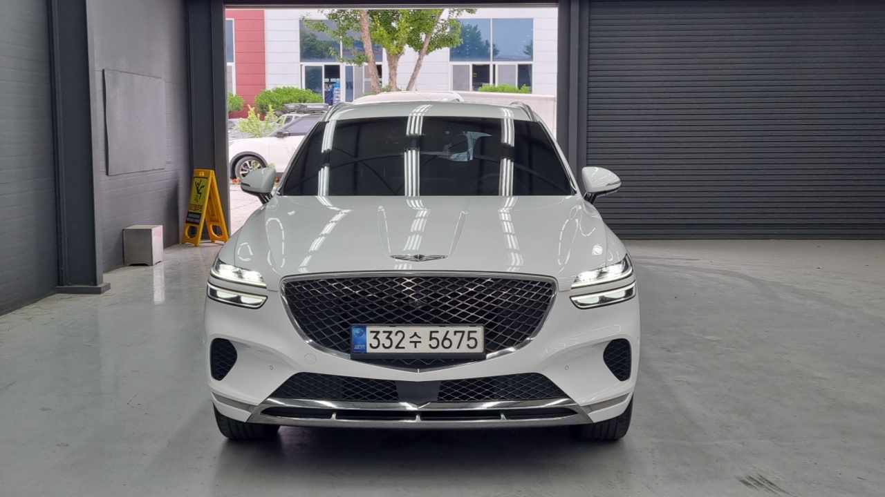 Genesis GV70 2.5T Gasoline AWD - фото 2