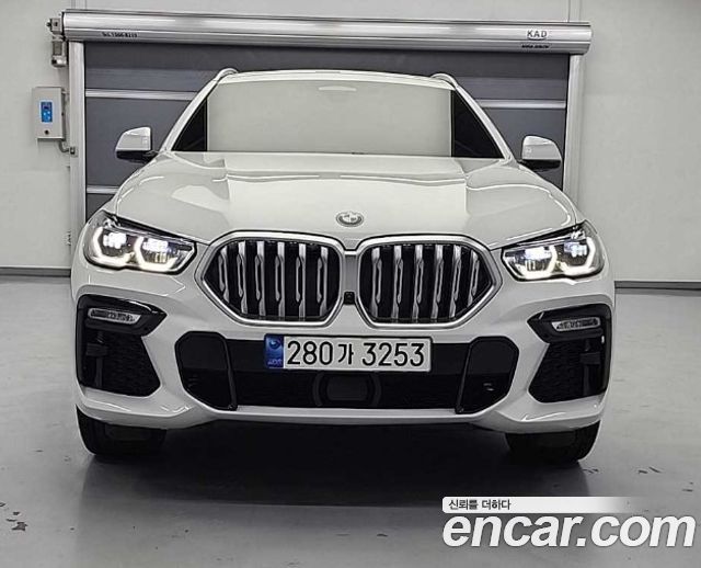 BMW X6 G06 xDrive40i M Sport - фото 0