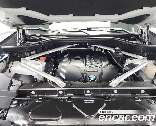 BMW X6 G06 xDrive40i M Sport - фото 3