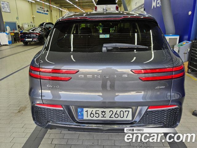 Genesis GV70 2.2 Diesel AWD - фото 2
