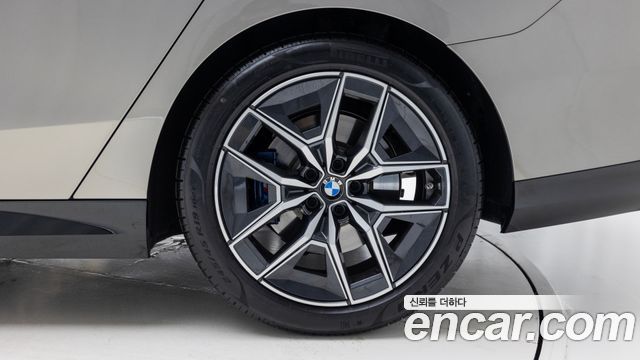 BMW 5-Series G60 520i M Sport - фото 4